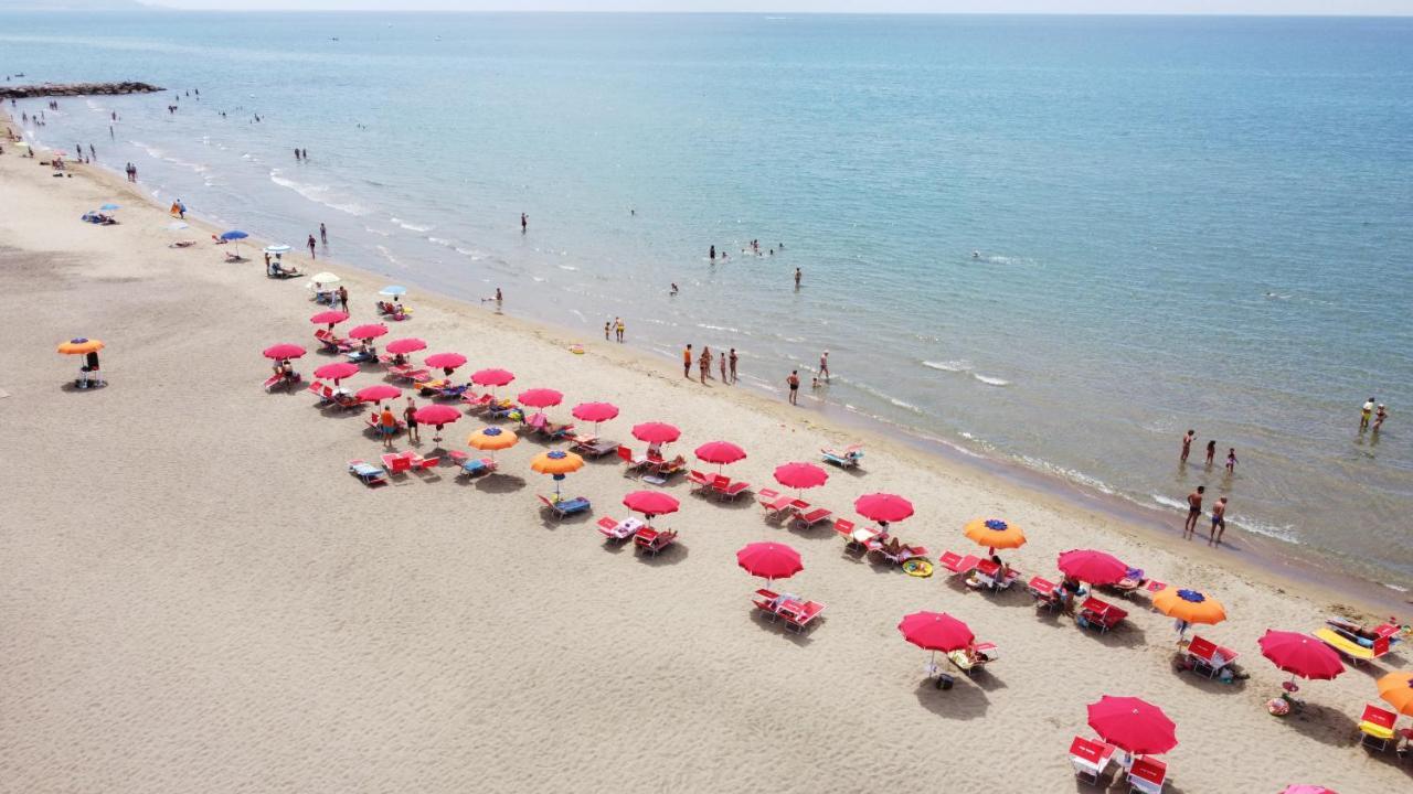 Anxur Village Camping Terracina Zewnętrze zdjęcie